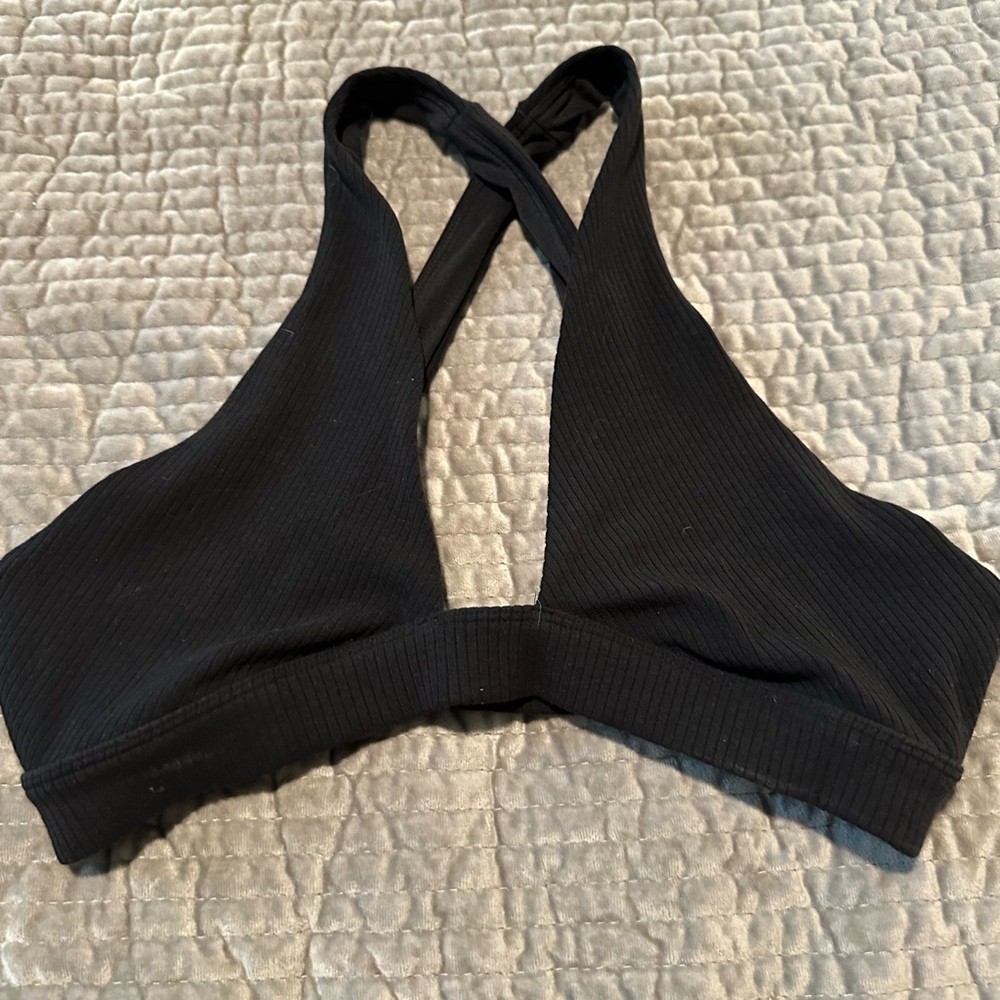 Alo Cross Front Bra